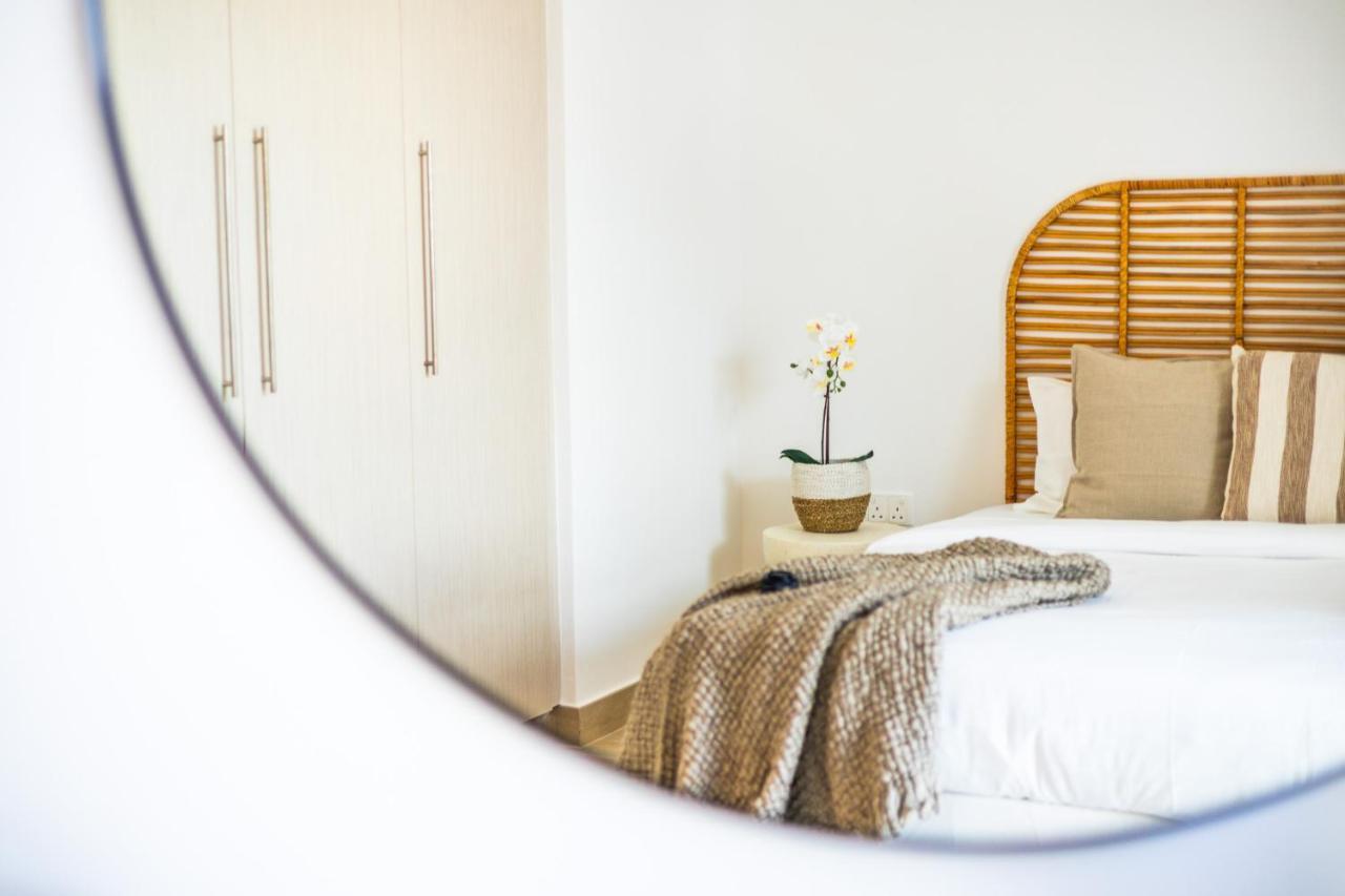 Voyage'S Stylish 1Br At Waters Edge Apartamento Abu Dhabi Exterior foto